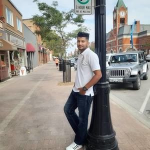 Meet your Posher, Davinder